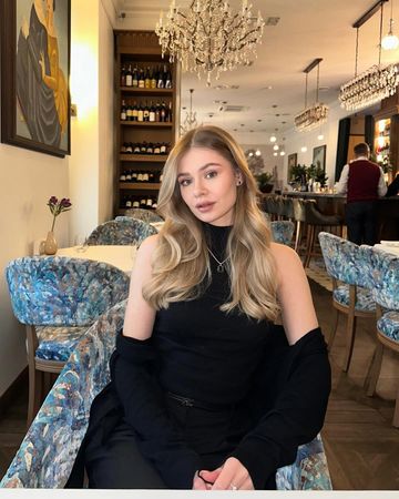 Photo of profile _anyaromanova_ - DBv5f2qo1Xz