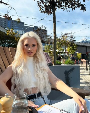 Photo of profile aleksandrasheresova - C_u6bRNo6pa