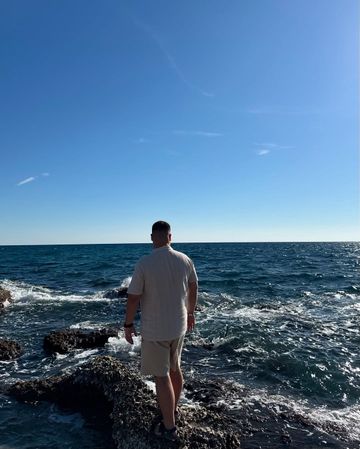 Photo of profile artem_naidich - DB68pE9OkLZ