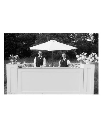 Photo of profile exclusive_bar_catering - C5tcweHNvBD