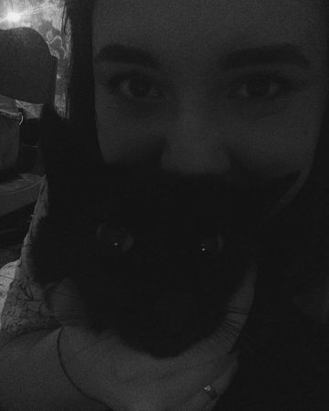 Photo of profile hanna_hnedchyk - Bgt2C6_gvrX