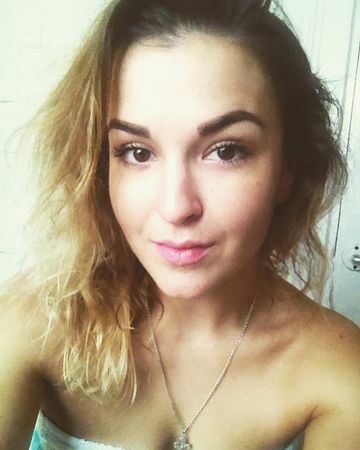 Photo of profile joneszeta - BZIvIbEFkBm