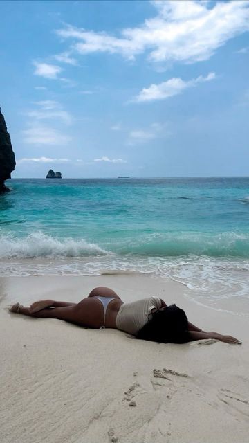 Photo of profile katrin_clane - DF692bsPDDx