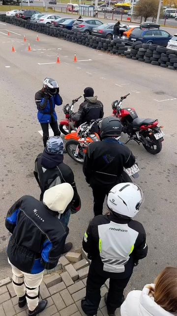 Photo of profile motoartby - DCXB7f5oARw