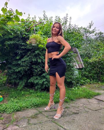 Photo of profile olik_saharok - CSuG6lMIjPB